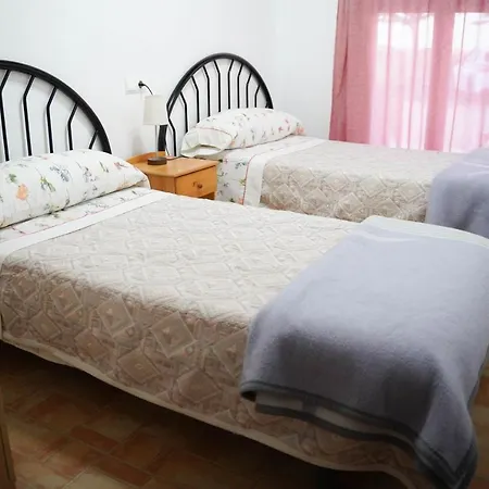 Caseta Montanyana Holiday home *